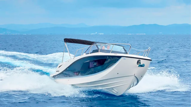 Próximamente en Stock Quicksilver Activ 875 Sundeck - Vista proa