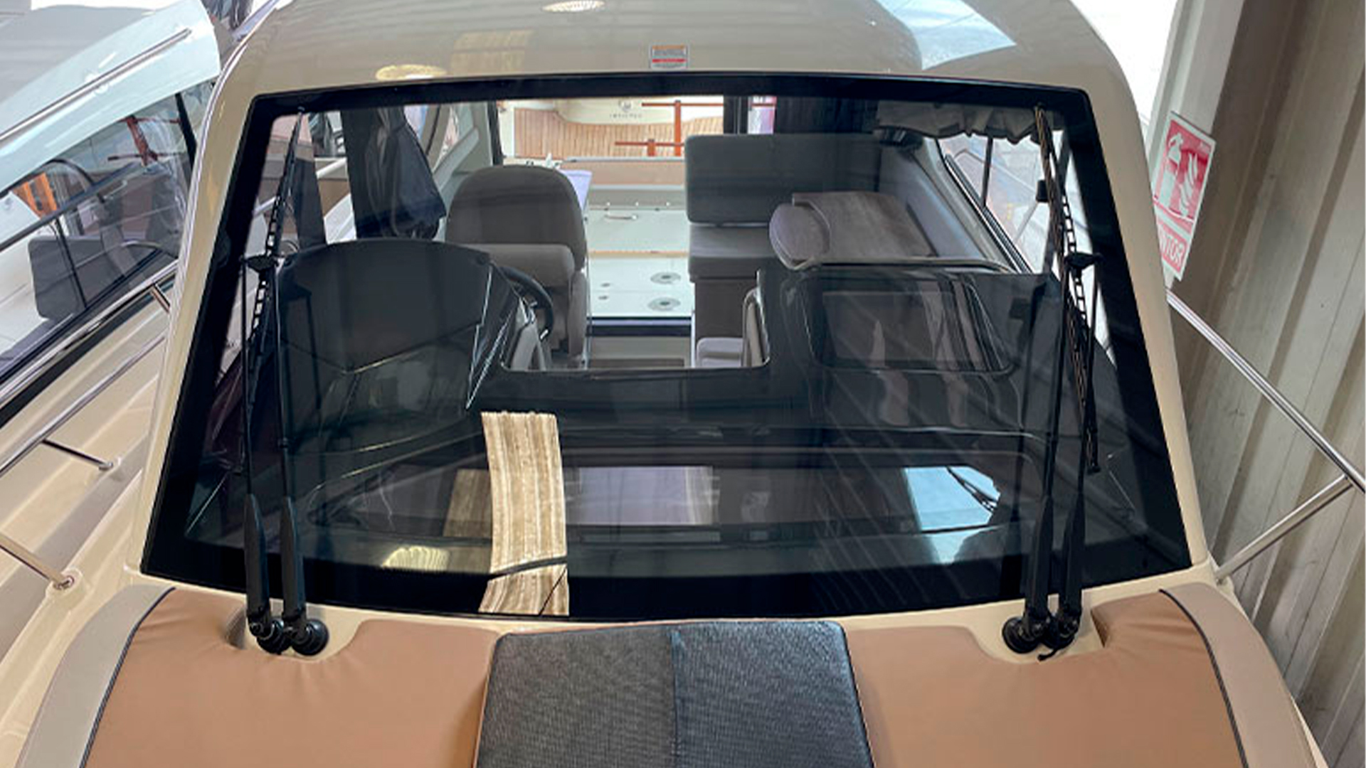 Quicksilver Activ 905 Weekend - Cabina entrega inmediata