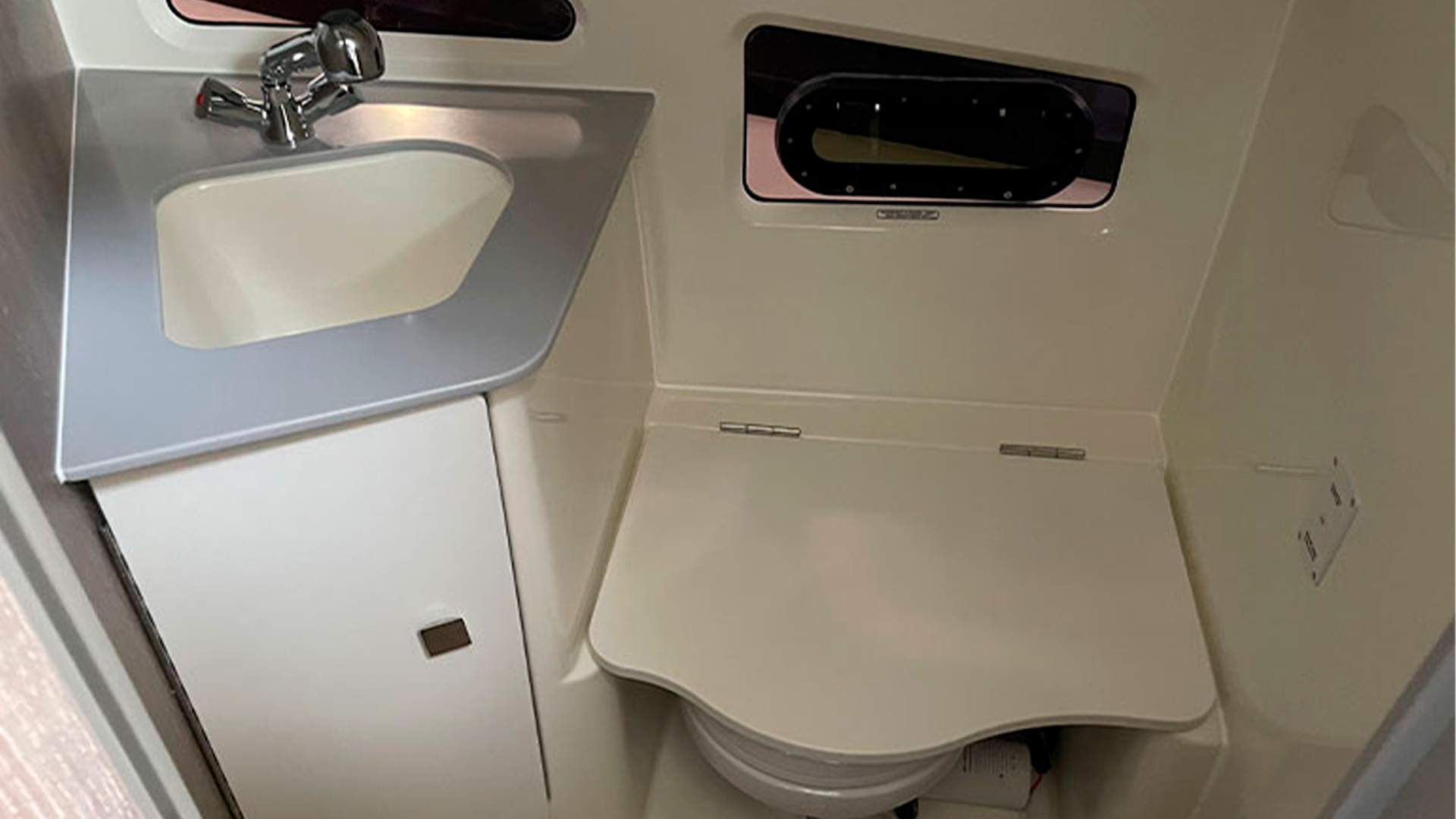 Quicksilver Activ 905 Weekend - Lavabo entrega inmediata
