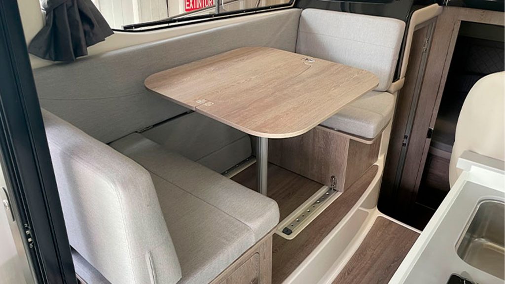 Quicksilver Activ 905 Weekend - Picnic en cabina entrega inmediata