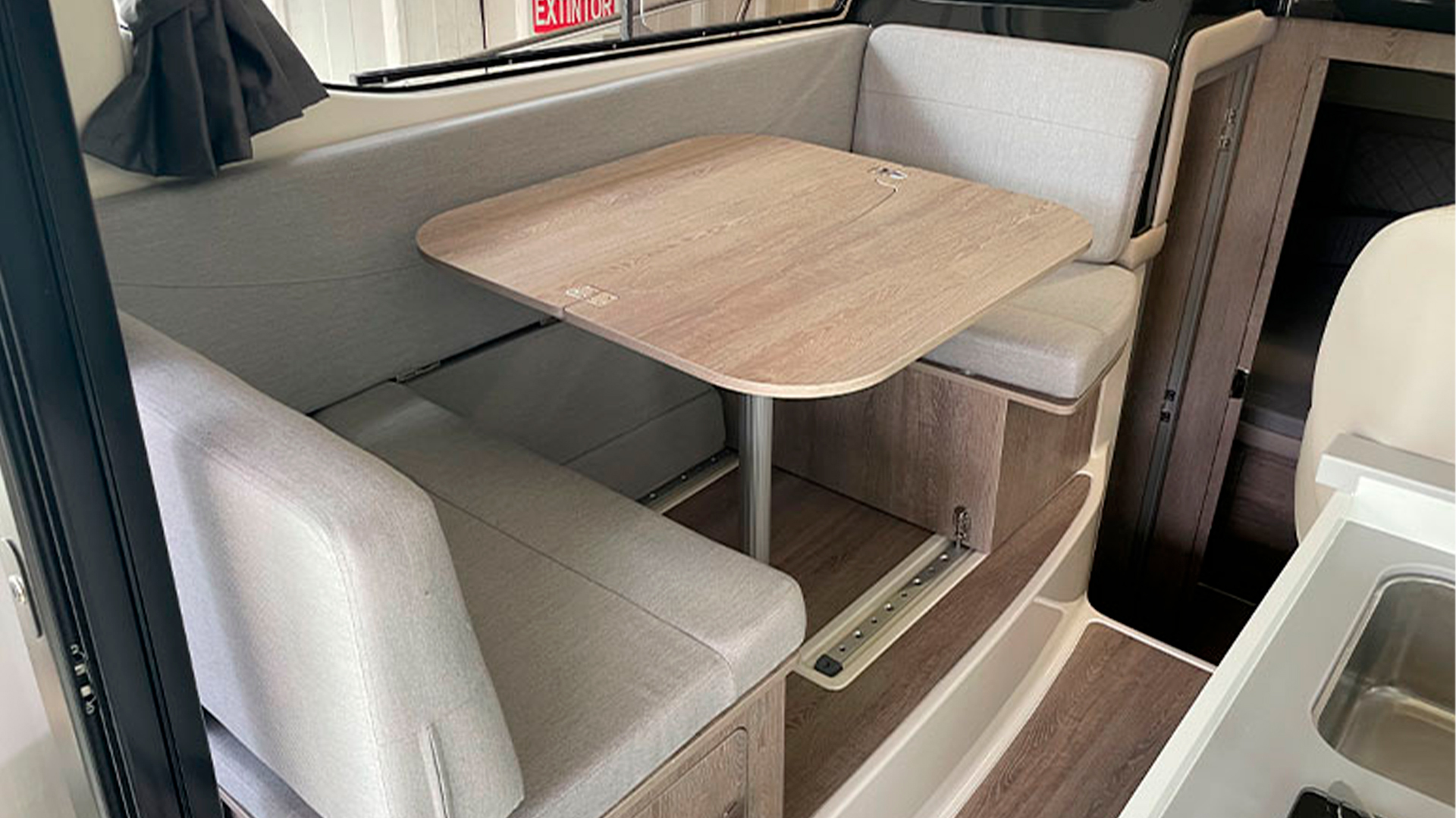 Quicksilver Activ 905 Weekend - Picnic en cabina entrega inmediata
