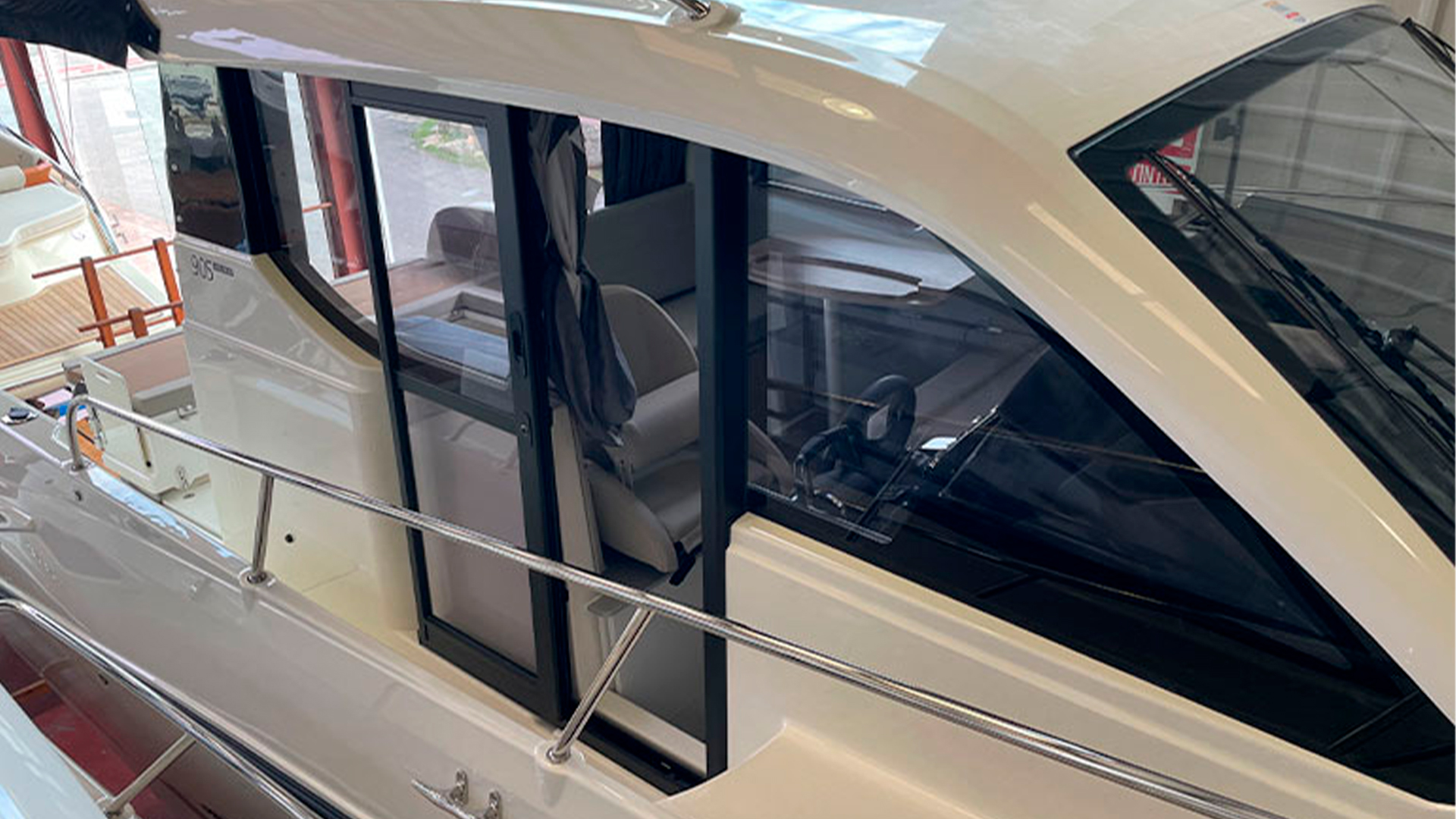 Quicksilver Activ 905 Weekend - Puerta lateral entrega inmediata