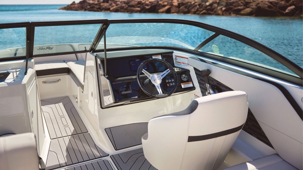 Sea Ray SPX 210 - Consola
