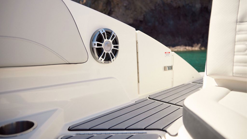 Sea Ray SPX 210 - Detalle popa