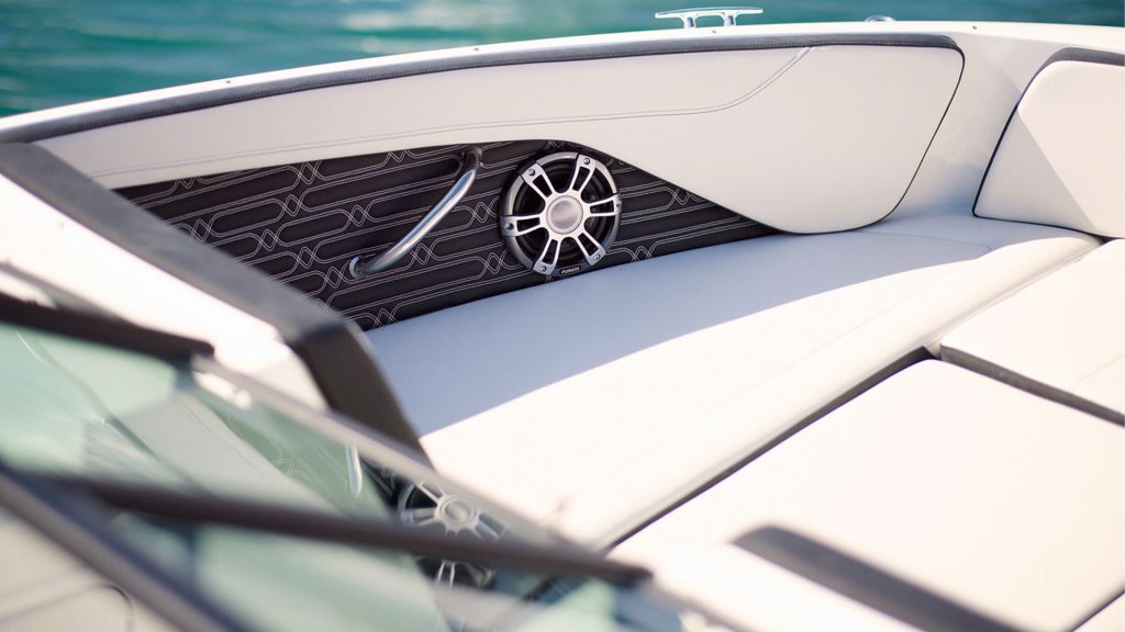 Sea Ray SPX 210 - Detalle proa