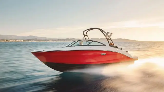 Sea Ray SPX 210 - Imagen principal