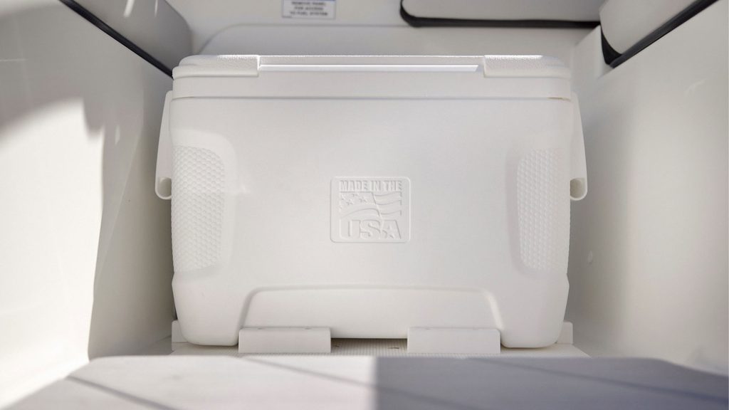 Sea Ray SPX 210 - Nevera