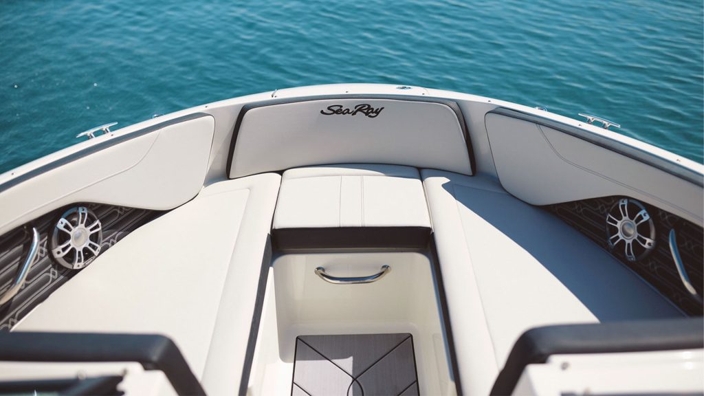 Sea Ray SPX 210 - Vista proa