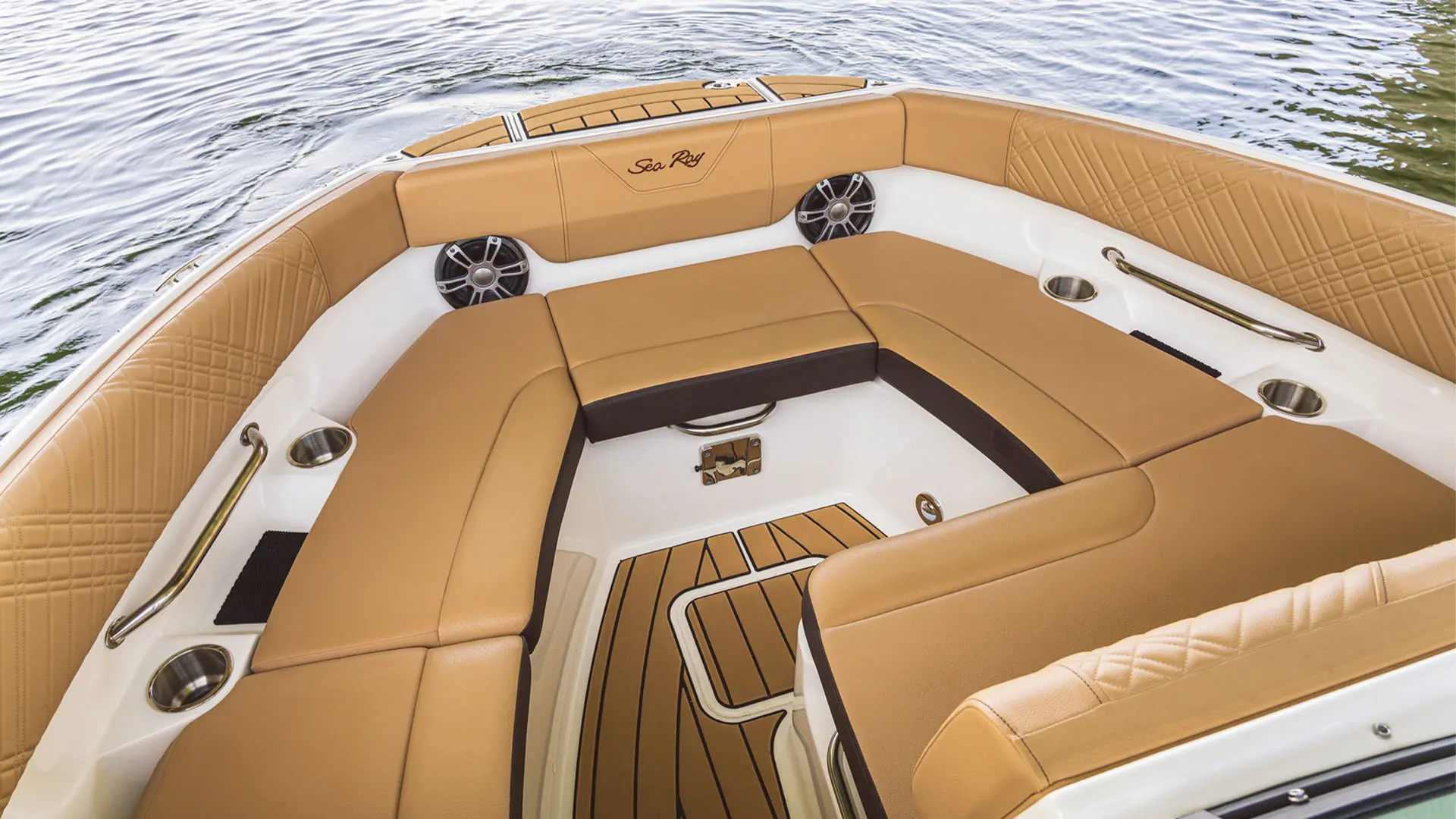 Sea Ray SDX 230 - Proa