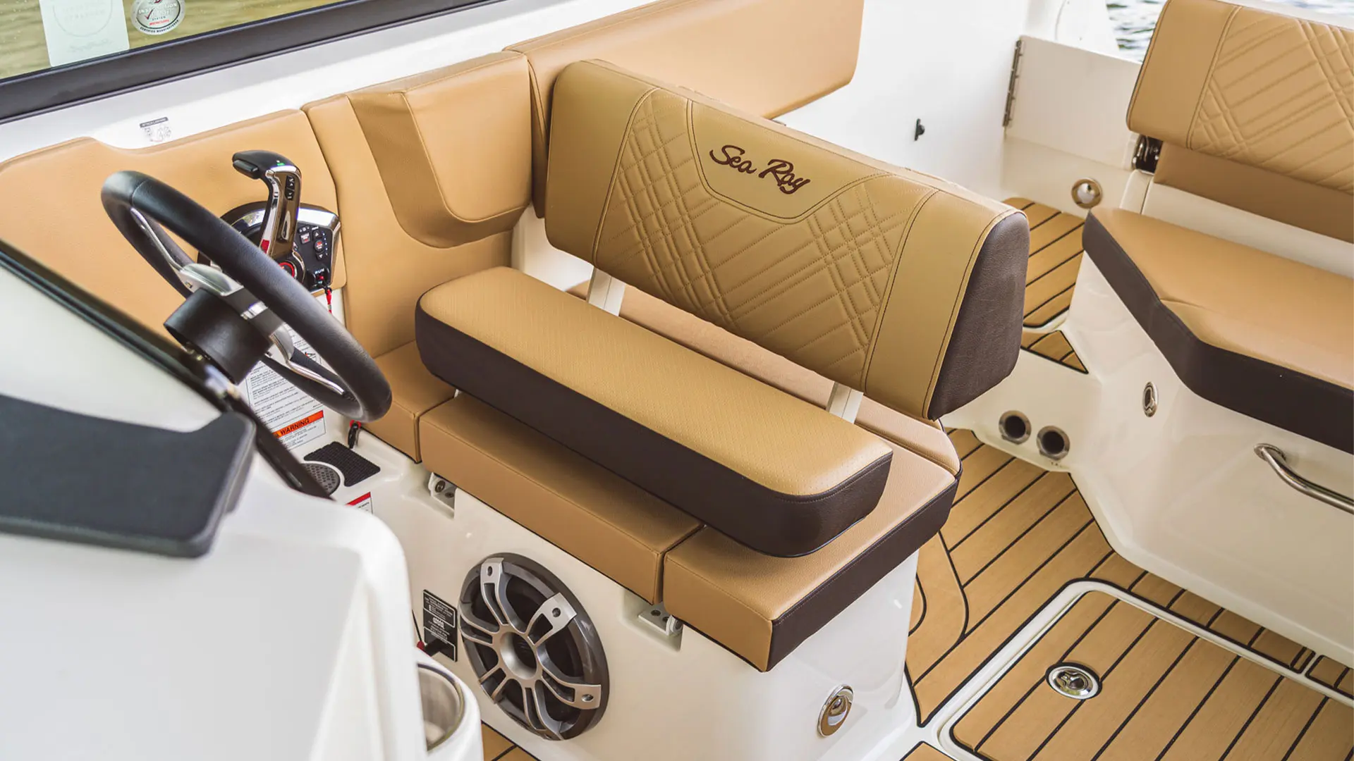 Sea Ray SDX 230 - Asiento patrón