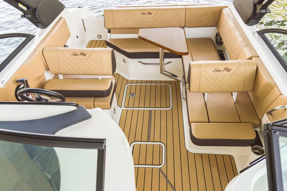 Sea Ray SDX 230 - Vista bañera