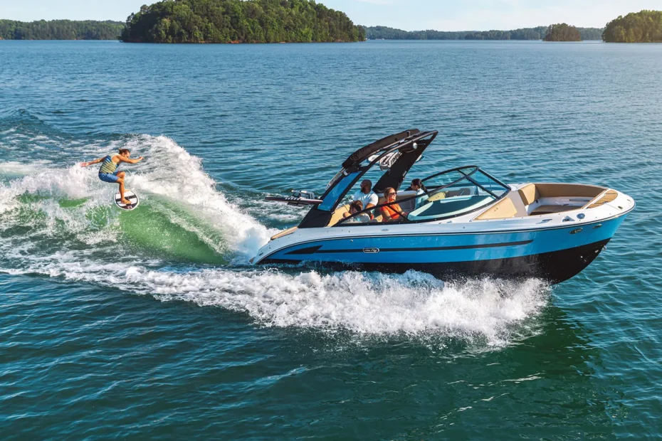 Sea Ray SDX 250 Surf - Navegando