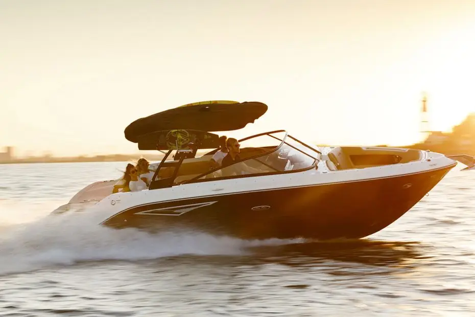 Sea Ray SLx 250