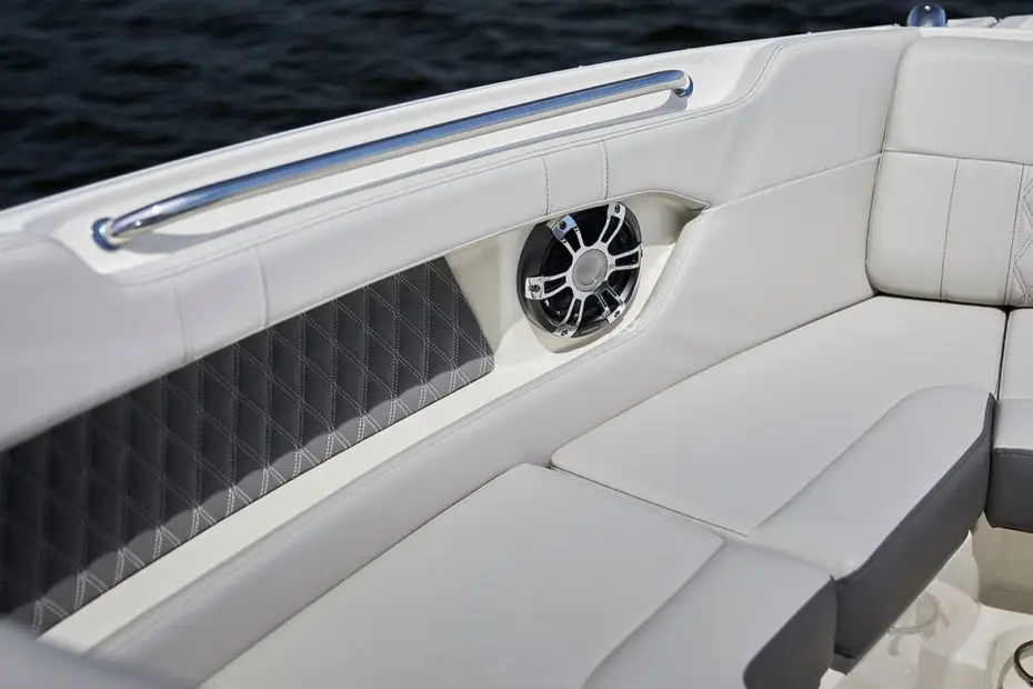 Sea Ray SLx 250 - Detalle proa