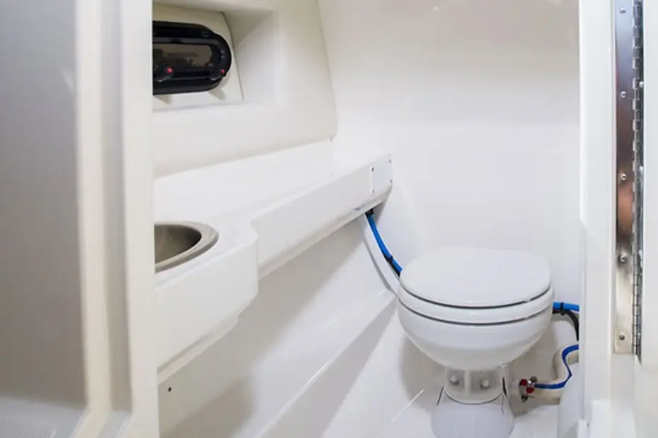 Sea Ray SLx 250 - Lavabo