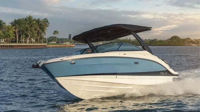 Sea Ray SLX 260 - Imagen principal