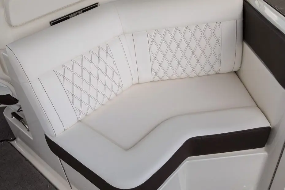 Sea Ray SLX 310 - Asiento