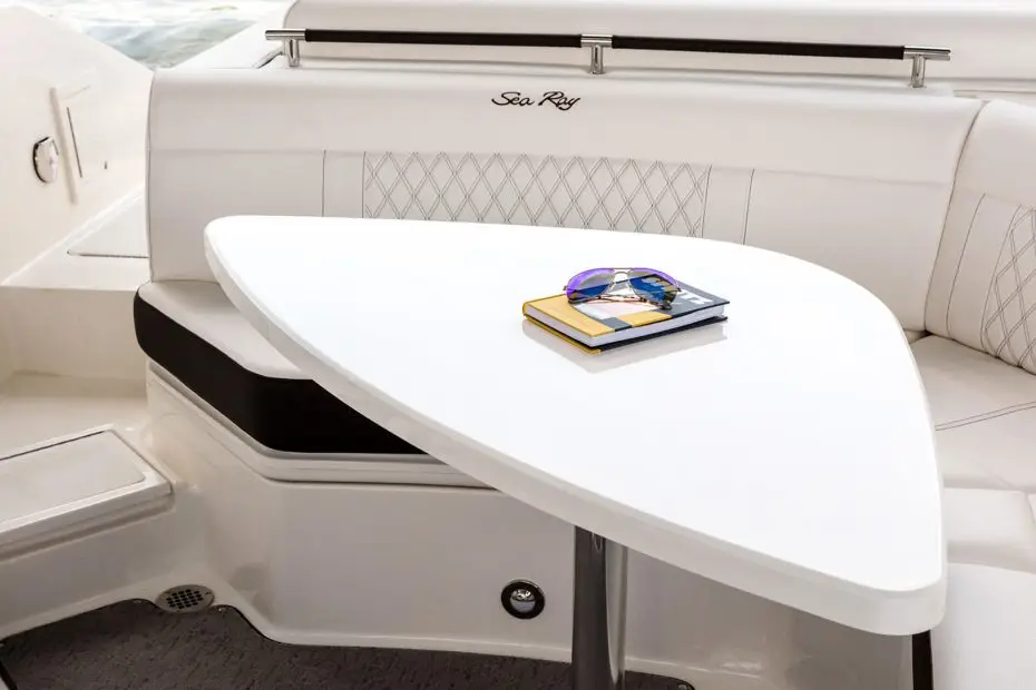 Sea Ray SLX 310 - Picnic