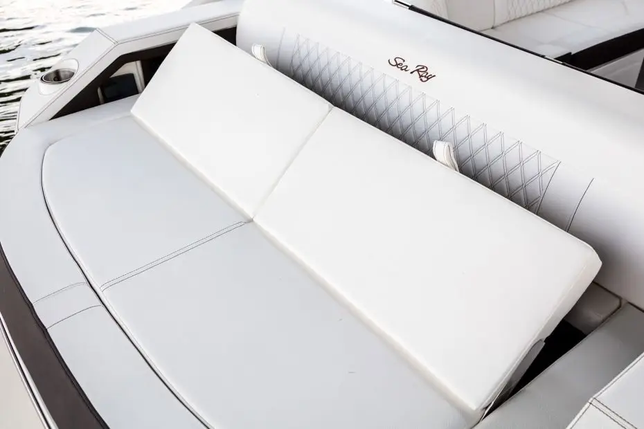 Sea Ray SLX 310 - Popa