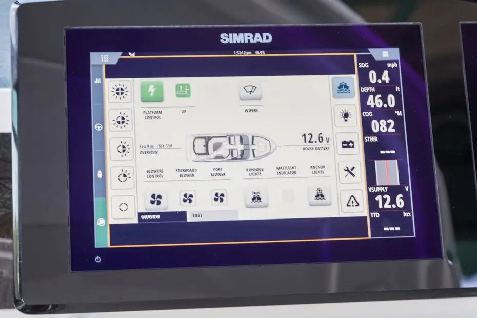 Sea Ray SLX 310 - Simrad