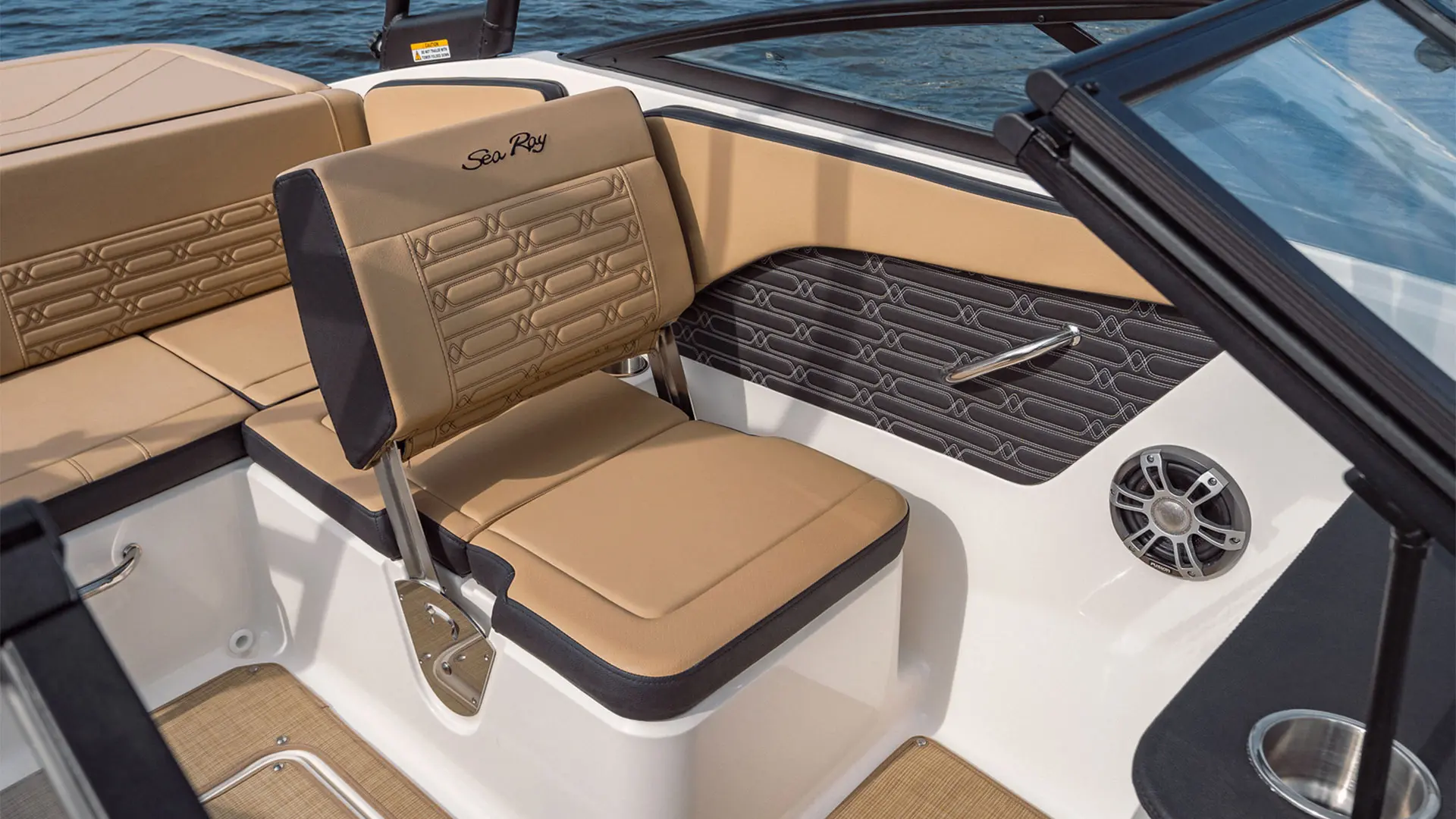 Próximamente en stock Sea Ray SPX 190 OB - Asiento copiloto