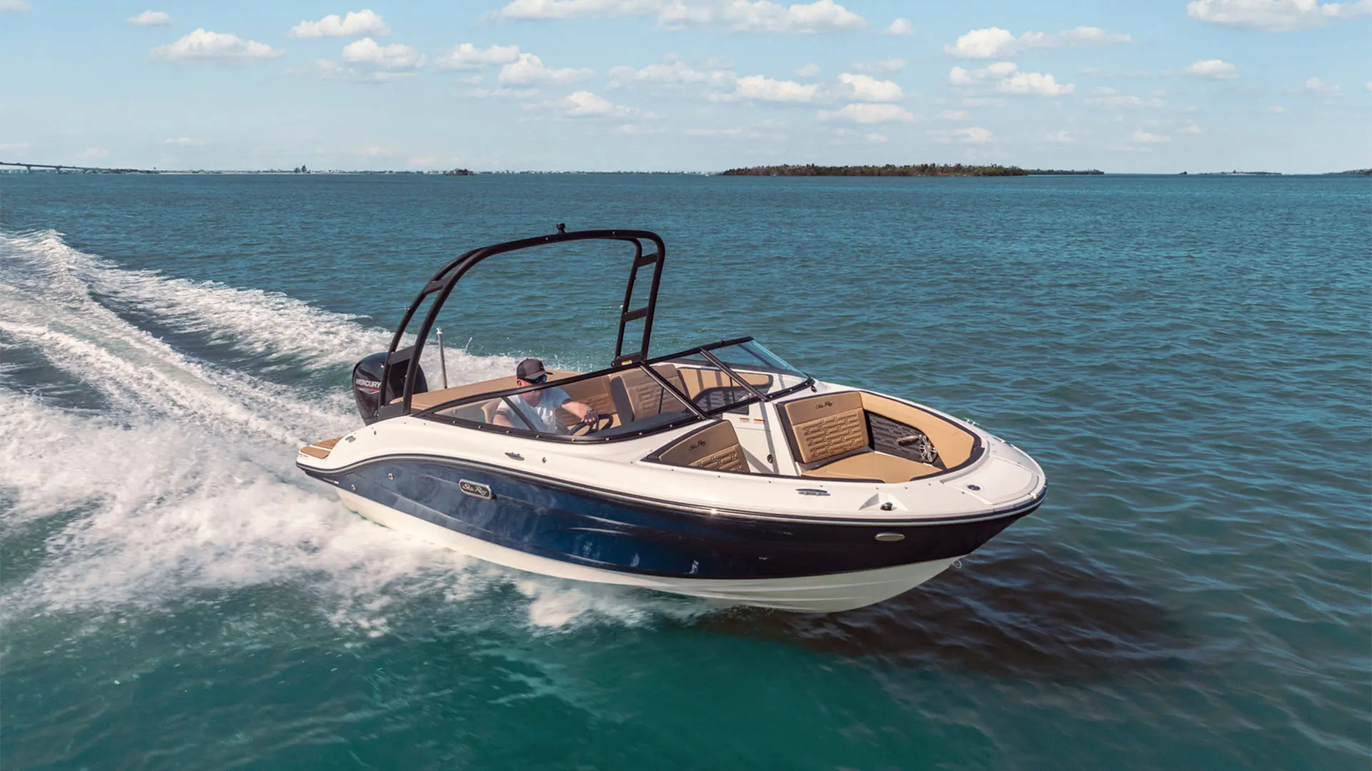 Próximamente en stock Sea Ray SPX 190 OB - Navegando vista proa