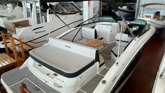 Sea Ray SPX 210 - Imagen principal entrega inmediata
