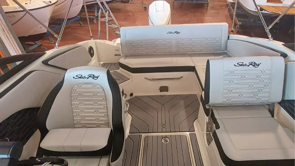 Sea Ray SPX 210 OB - Vista bañera entrega inmediata