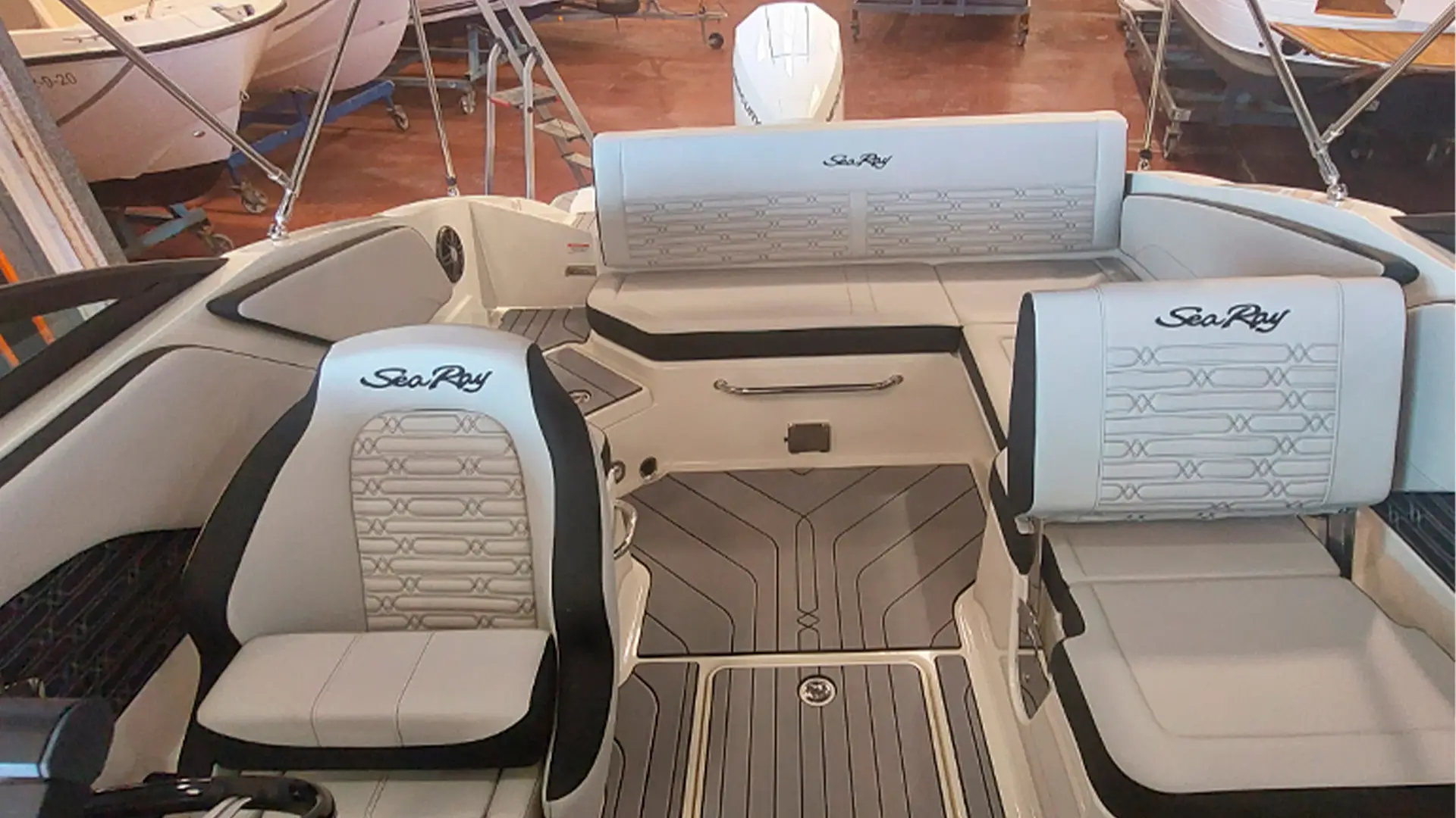 Sea Ray SPX 210 OB - Vista bañera entrega inmediata