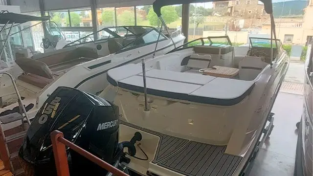 Sea Ray SPX 230 OB - Vista general entrega inmediata