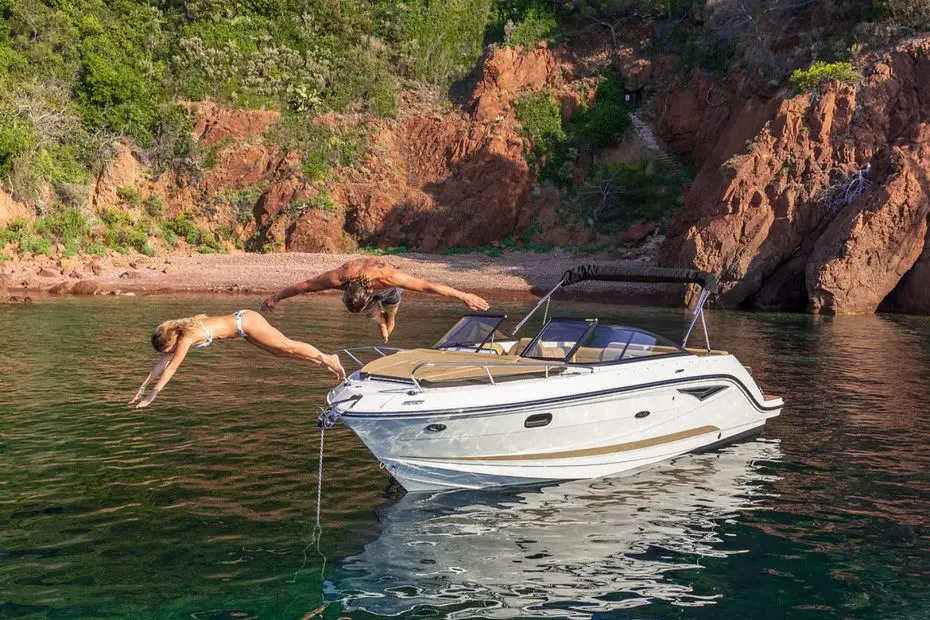 Sea Ray 250 Sun Sport - Fondeando