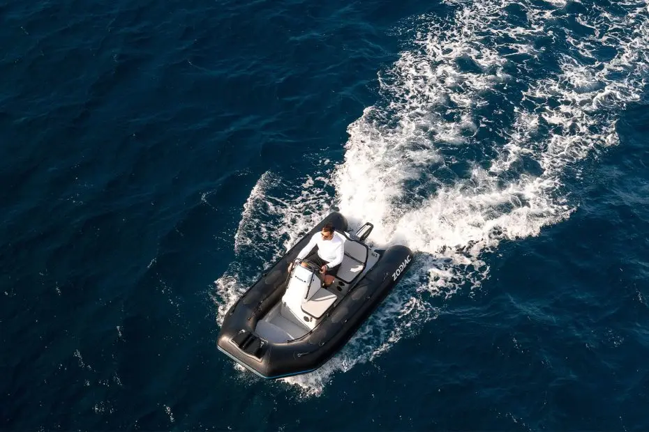 Zodiac eOpen 3.4 - A toda velocidad