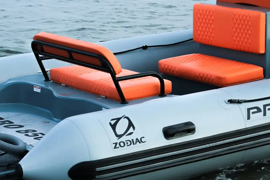 Zodiac Pro 850 - Popa