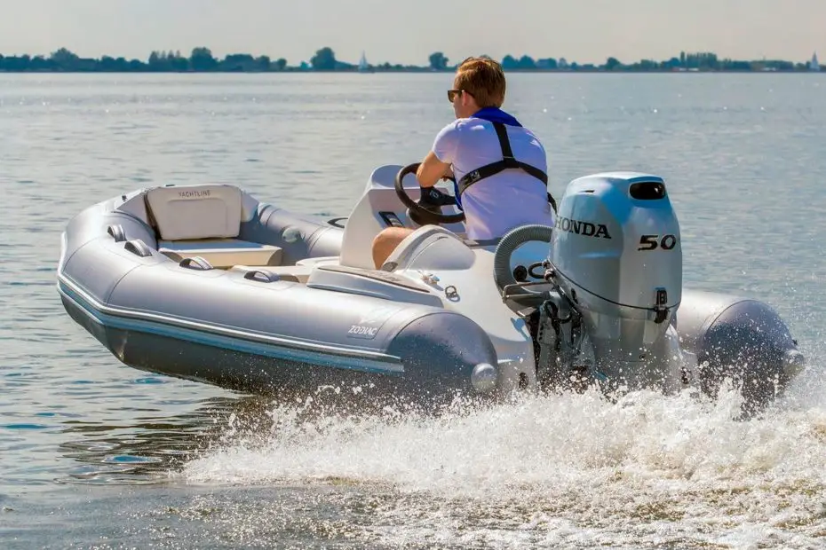 Zodiac Yachtline 360 - Primer plano