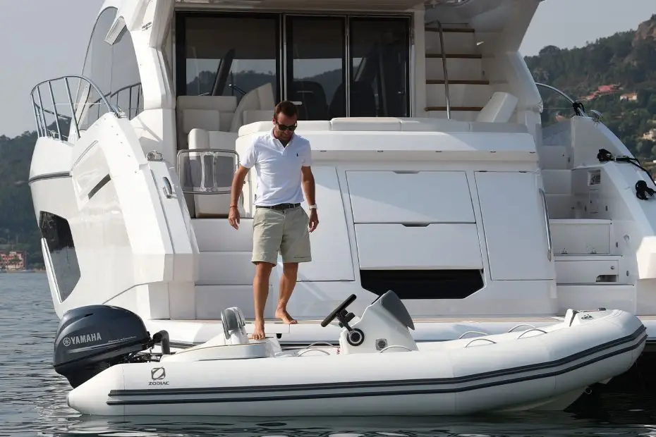 Zodiac Yachtline deluxe 400 - Neumática auxiliar